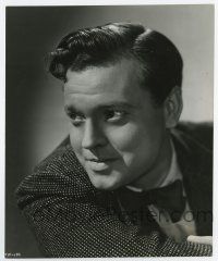 5d700 ORSON WELLES 7.5x9 still '42 great close head & shoulders portrait from Journey Into Fear!