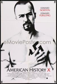 5f037 AMERICAN HISTORY X 1sh '98 B&W image of Edward Norton as skinhead neo-Nazi!