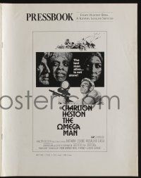 5h828 OMEGA MAN pressbook '71 Charlton Heston is the last man alive, and he's not alone!