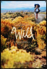 5k836 WILD teaser DS 1sh '14 cool image of Reese Witherspoon hiking on desolate road!