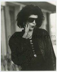 5t659 MARISA TOMEI signed 8x10 REPRO still '90s c/u in leather jacket & shades from My Cousin Vinny