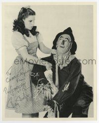 5t703 RAY BOLGER signed 8x10 REPRO still '70s as the Scarecrow c/u with Garland in Wizard of Oz!