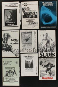 5x118 LOT OF 18 UNCUT PRESSBOOKS '60s-70s great advertising images from a variety of movies!