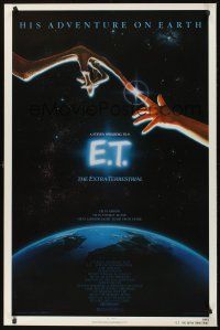 5z269 E.T. THE EXTRA TERRESTRIAL 1sh '82 Steven Spielberg classic, John Alvin art!