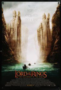 5z538 LORD OF THE RINGS: THE FELLOWSHIP OF THE RING advance DS 1sh '01 J.R.R. Tolkien, Argonath!