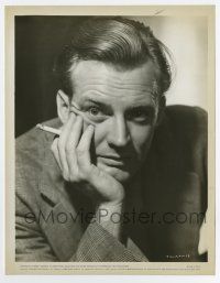 6a088 ARTHUR KENNEDY 8x10.25 still '48 great smoking close up when he was making The Window!