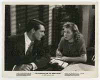 6a096 BACHELOR & THE BOBBY-SOXER 8x10.25 still '47 c/u of Cary Grant & Shirley Temple taking notes!