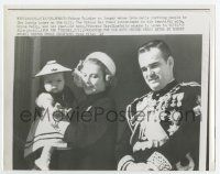 6a366 GRACE KELLY 7x9 news photo '58 shown in 1957 photo with baby Caroline & Prince Rainier!