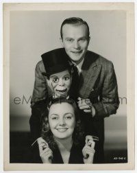 6a529 LETTER OF INTRODUCTION 8x10.25 still '38 Edgar Bergen, Charlie McCarthy & Andrea Leeds posed!