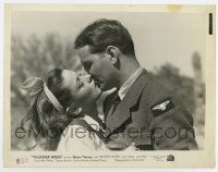 6a805 THUNDER BIRDS 8x10.25 still '42 romantic close up of John Sutton kissing Gene Tierney!