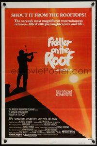 6f283 FIDDLER ON THE ROOF 1sh R79 different silhouette image of Topol & fiddle!