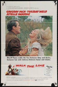 6f446 I WALK THE LINE 1sh '70 c/u of Gregory Peck grabbing Tuesday Weld, John Frankenheimer