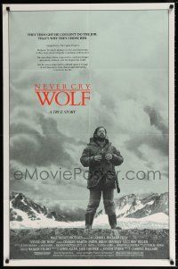 6f626 NEVER CRY WOLF 1sh '83 Walt Disney, great image of Charles Martin Smith alone in wild!