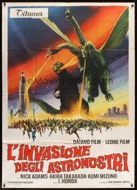6w836 INVASION OF ASTRO-MONSTER Italian 1p '70 Toho, cool different art of battling monsters!