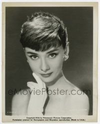 6x040 AUDREY HEPBURN 8x10.25 still '54 incredible elegant portrait when she was in Sabrina!