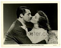 6x530 PHILADELPHIA STORY 8x10.25 still R50s best romantic c/u of Katharine Hepburn & Cary Grant!
