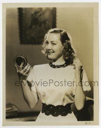 7m589 LADY IN THE LAKE 8x10.25 still '47 sexy Audrey Totter holding compact & twirling her hair!