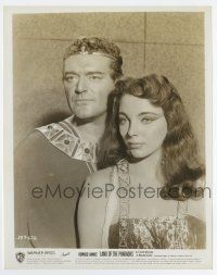7m591 LAND OF THE PHARAOHS 8x10.25 still '55 Jack Hawkins & sexy Joan Collins in great costumes!