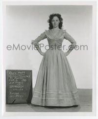 7m724 PRESIDENT'S LADY wardrobe test 8x10 still '53 Susan Hayward with hands on hips!