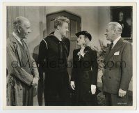 7m844 TWO GIRLS & A SAILOR deluxe 8x10 still '44 Van Johnson introduces June Allyson to his family!