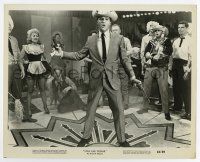 7m857 VIVA LAS VEGAS 8x10 still '64 full-length Elvis Presley performing with guns & cowboy hat!