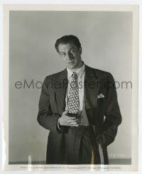 7m863 WEB 8.25x10 still '47 close up of Vincent Price calmly holding pistol in cool suit!