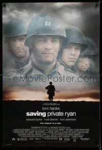 7r627 SAVING PRIVATE RYAN 1sh '98 Spielberg, cast image of Tom Hanks, Tom Sizemore, Matt Damon!
