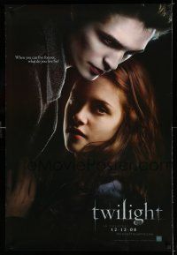 7r783 TWILIGHT teaser DS 1sh '08 c/u of Kristen Stewart & Robert Pattinson, vampire couple!