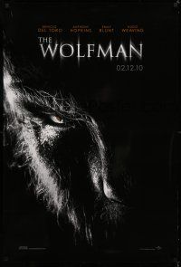 7r834 WOLFMAN teaser DS 1sh '10 cool image of Benicio Del Toro as monster in title role!