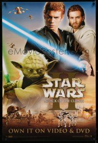 8d727 ATTACK OF THE CLONES 27x40 video poster '02 Star Wars Episode II, Yoda, Anakin & Obi Wan!