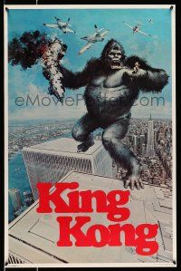 8d578 KING KONG 23x35 commercial poster '76 John Berkey art of BIG Ape on the Twin Towers!