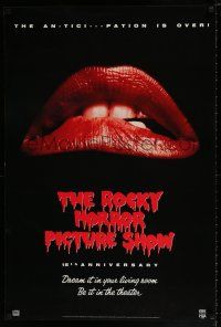 8d794 ROCKY HORROR PICTURE SHOW 26x38 video poster R90 close lips image, a different set of jaws!