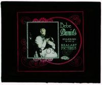 8m141 BEBE DANIELS glass slide '20s great portrait of the pretty star smiling with her cat!
