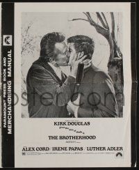 8m339 BROTHERHOOD pressbook '68 Kirk Douglas gives the kiss of death to Alex Cord!