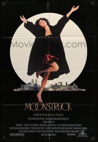 8p663 MOONSTRUCK 1sh '87 Nicholas Cage, Olympia Dukakis, Cher in front of NYC skyline!