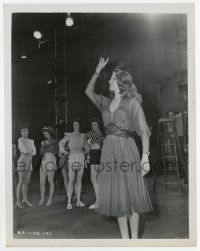 8s248 DOWN TO EARTH candid 8x10.25 still '46 Rita Hayworth rehearsing with girls on the set!