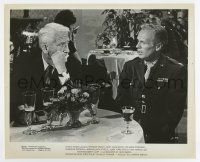 8s429 JUDGMENT AT NUREMBERG 8.25x10 still '61 Spencer Tracy & Richard Widmark at restaurant!