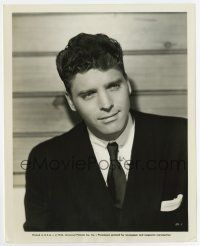 8s442 KILLERS 8x10 still '46 Burt Lancaster is the big burly fellow the ladies are talking about!