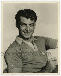 8s735 RORY CALHOUN 8x10 still '50s smiling seated portrait in casual collared shirt!