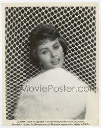 8s813 SOPHIA LOREN 8x10.25 still '59 in huge fur w/ sexy come hither look from That Kind of Woman!