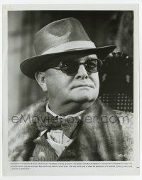 8s929 TRUMAN CAPOTE 8x10 still '75 c/u in wacky outfit starring in Neil Simon's Murder by Death!
