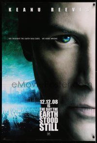 8w192 DAY THE EARTH STOOD STILL style B int'l teaser 1sh '08 super close up of Keanu Reeves!