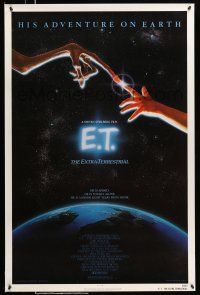 8w221 E.T. THE EXTRA TERRESTRIAL 1sh '83 Drew Barrymore, Spielberg, Alvin art, continuous release!