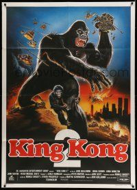 8y587 KING KONG LIVES Italian 1p '86 different Sciotti art of huge ape with baby by Enzo Sciotti!