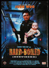 9b144 HARD BOILED Spanish '95 John Woo, great image of Chow Yun-Fat holding gun and baby!