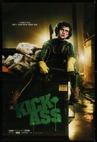 9c396 KICK-ASS teaser DS 1sh '10 cool image of bloodied Aaron Johnson in title role as Kick-Ass!