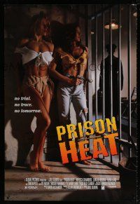 9c562 PRISON HEAT 1sh '93 Joel Silberg, Rebecca Chambers, incredibly sexy prisoners with a gun!