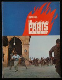 9d830 IS PARIS BURNING souvenir program book '66 Rene Clement's Paris brule-t-il, World War II