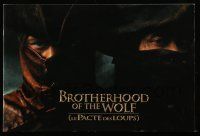 9d707 BROTHERHOOD OF THE WOLF souvenir program book '01 Christophe Gans' Le Pacte des Loups!