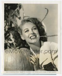 9h099 ANNE NAGEL 8x10 still '41 the pretty actress taking time out to celebrate Halloween!